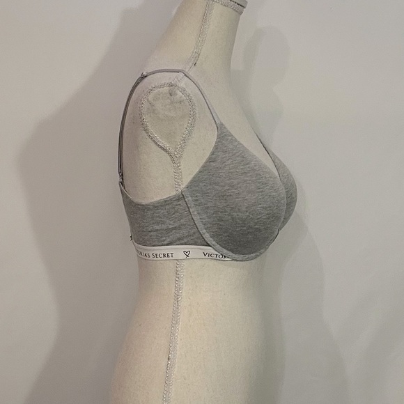 Victoria’s Secret Bra - Picture 4 of 5